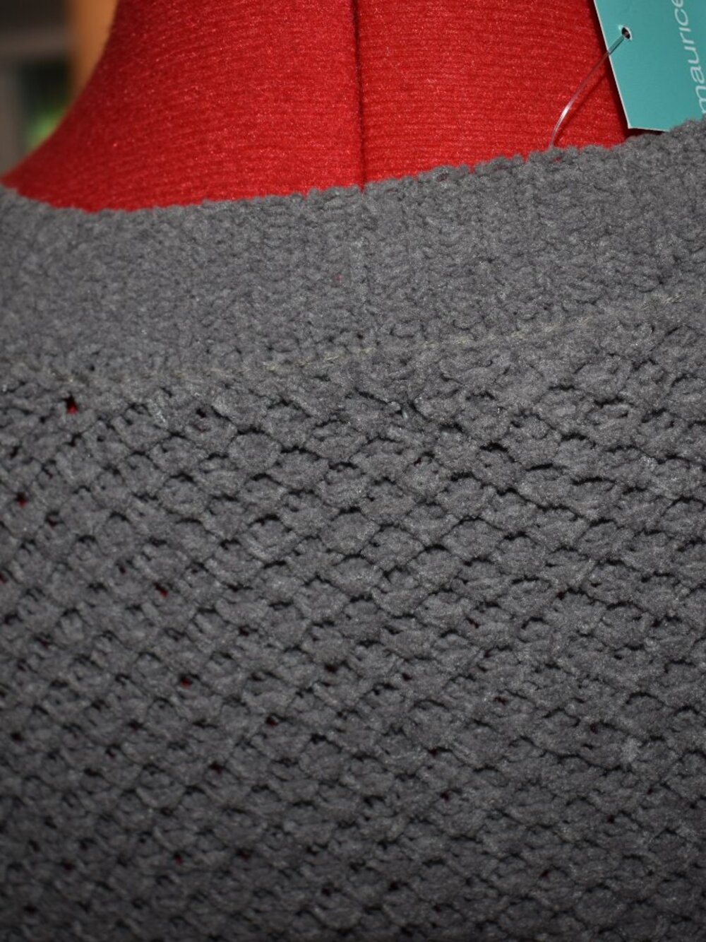 sweater - Picture 5 of 5
